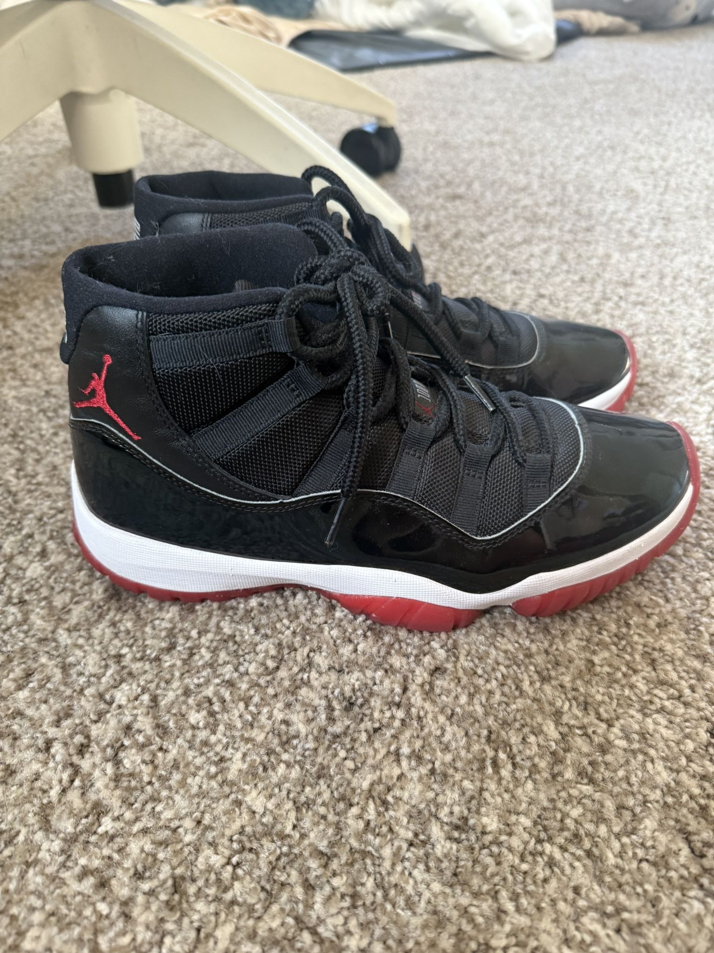 Jordan Bred 11 Size 9.5