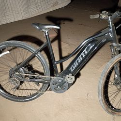 Giant e bike