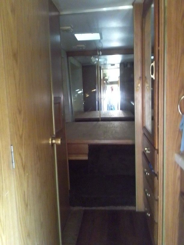 1994 will move 100 miles Ninety four out alpha leisure Thirty four foot fifth wheel