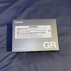 Ricoh GR IV - Brand new