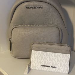 Michael Kors Erin Small Convertible Backpack Grey Leather + White MK Zip Wallet