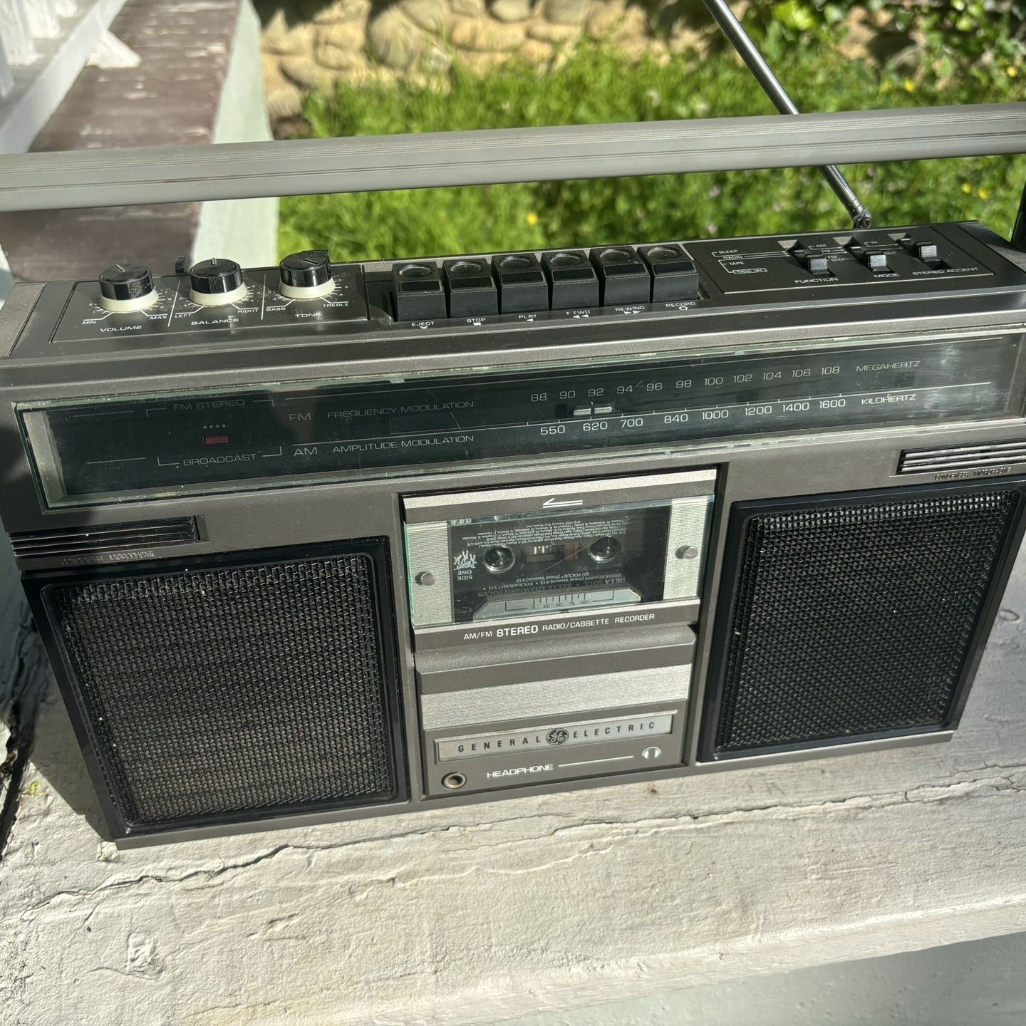 General Electric Boombox GE General Electric 3-5252D Boombox Radio Boom Box Ghetto Blaster  Ghettoblaster Cassette Tape Player for Sale in Los Angeles, CA OfferUp