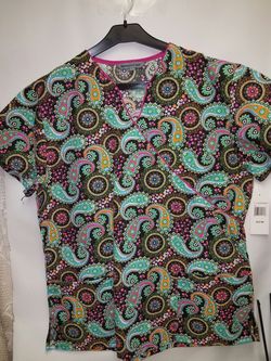 New. Nurse scrub. Size L green fantasy