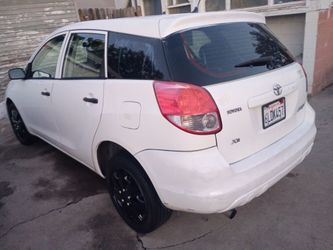 For trade Toyota matrix XR