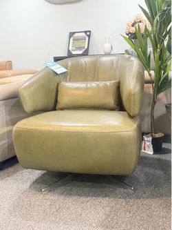 Leather swivel chair - Bryson