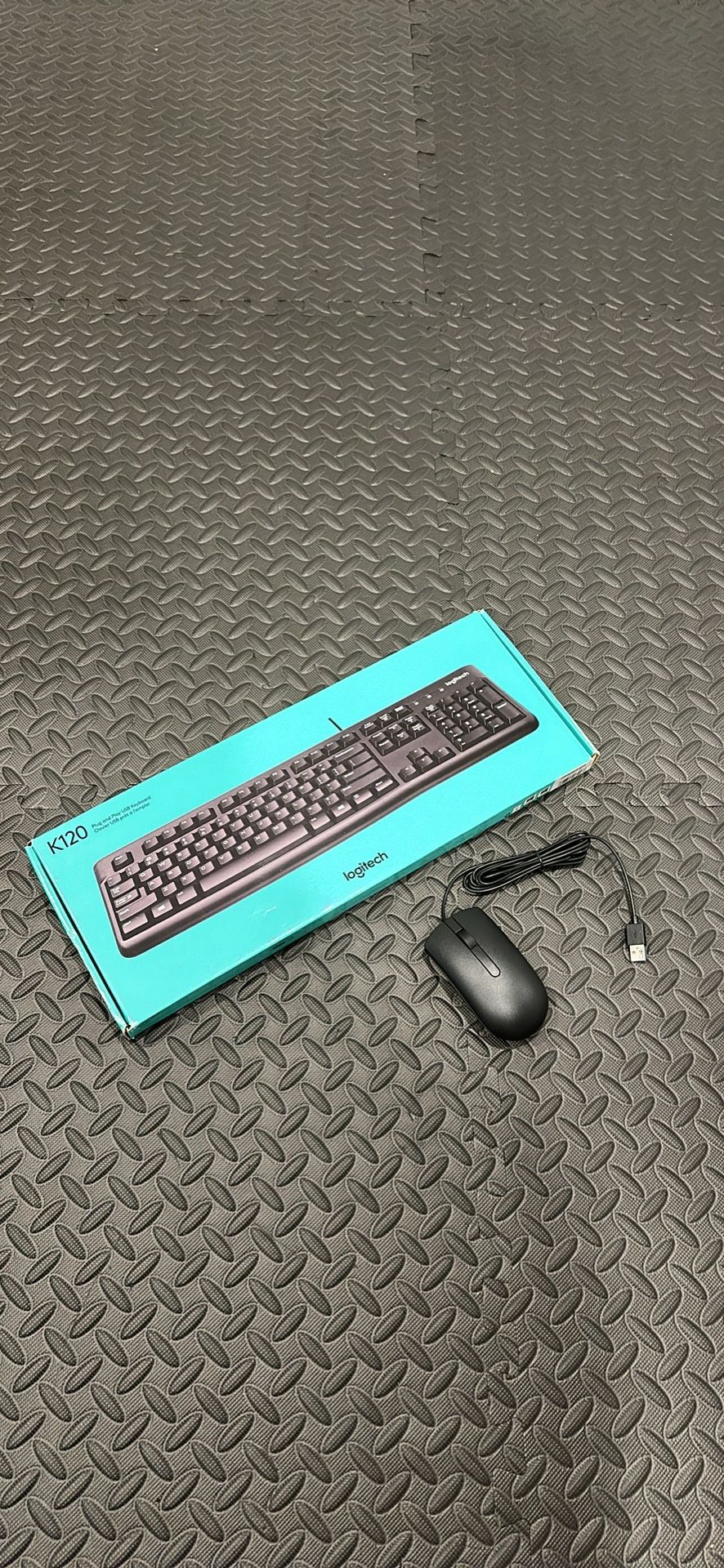 Brand new Logitech Keyboard And Dell Mouse Combo