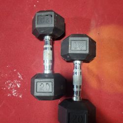 SET OF 20LB RUBBER COATED HEXHEAD DUMBBELLS TOTAL 40LBs 
11525 S HALSTED DUNKIN DONUTS/7111.S WESTERN WALGREENS 
40$  CASH ONLY AS IS 