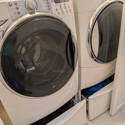 Kenmore Elite Washer & Dryer With Matching Pedestals (Read Description)