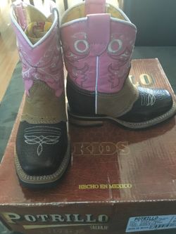 Girls boots/ para niña