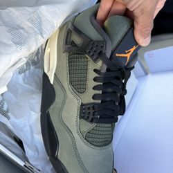 Jordan 4s Undefeated 