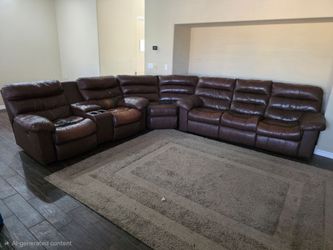 Large Brown Leather Reclining Sectional Couch w/ Center Console