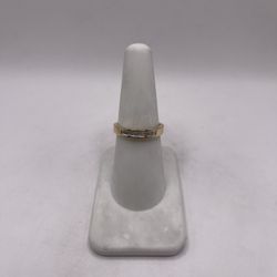 14kt Gold Diamond Engagement Style Ring 
