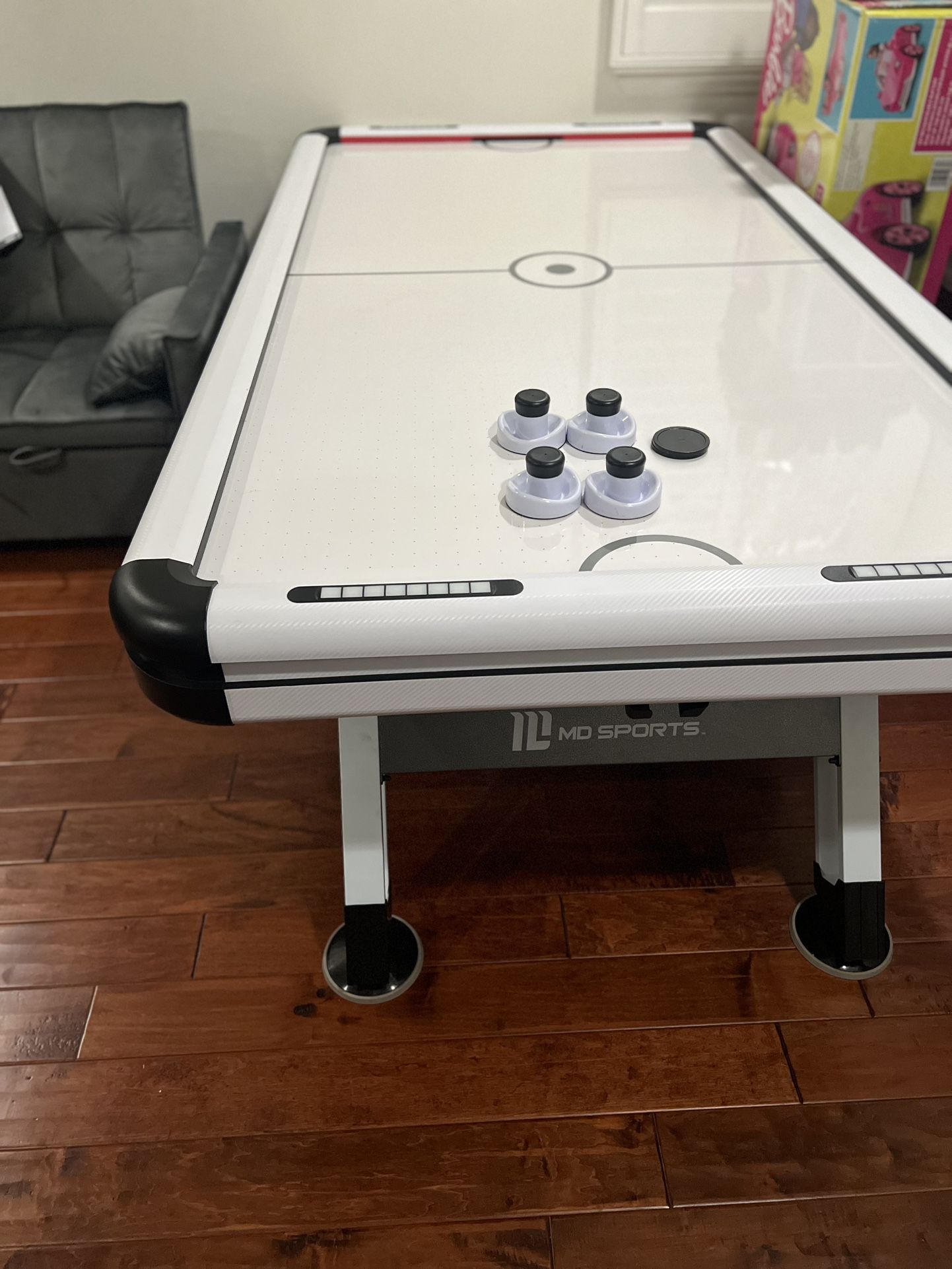 MD AIR HOCKEY TABLE 89”