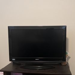 SHARP Dolby Digital TV 