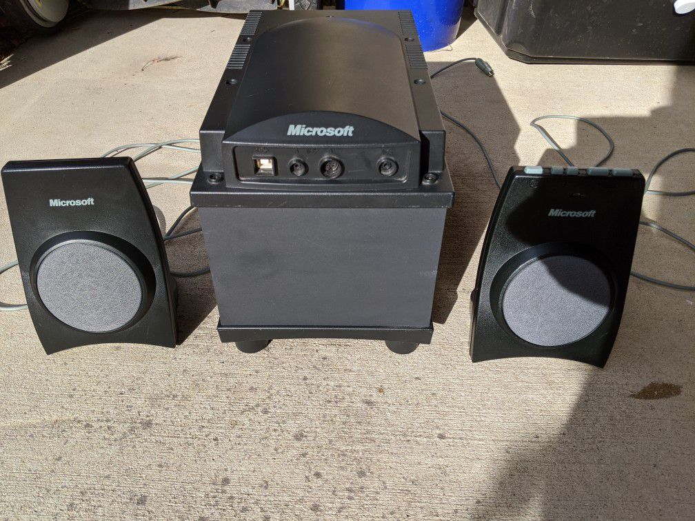 MICROSOFT DIGITAL SOUND SYSTEM 80 (DSS 80) SUBWOOFER AND SPEAKERS FOR COMPUTER