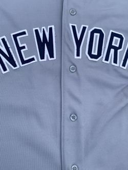 Vintage Russel Athletic NY Yankees Derek Jeter Grey Jersey 14/16 - MLB for  Sale in Egg Harbor Township, NJ - OfferUp