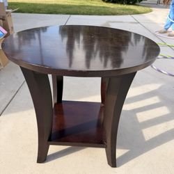 Nichols & Stone Departures Collection Side Table