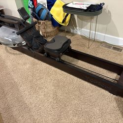 TOPIOM Rower Machine