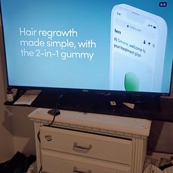 40"Roku ONN Smart tv