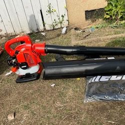 165 MPH 391 CFM 25.4 cc Gas 2-Stroke Handheld Leaf Blower Shred N Vac