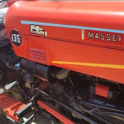 Tractor Massey Ferguson 135