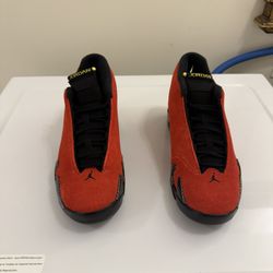 Jordan 14 Retro Ferrari
