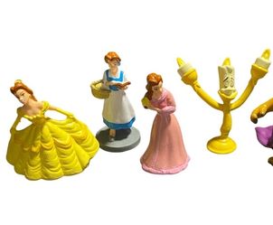 Beauty and The Beast cake topper!