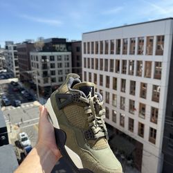 Jordan 4 Olive SZ 9