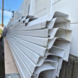 Rain vinyl gutter