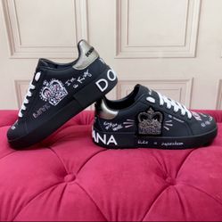 Dolce & Gabbana Graffiti Printed Low-Top Sneakers