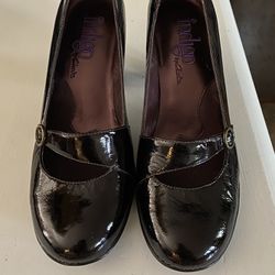 Deep Plum Patent Leather Mary Jane 2in Heels