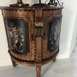 Half Moon Console Table $30