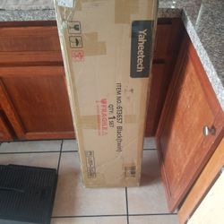 metal bed frame new in the box twin size