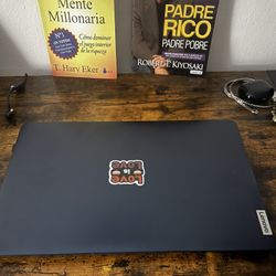 Laptop Lenovo, 8GB Ram, Blue, Perfect For Anything