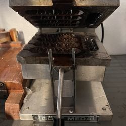Commercial Gold Medal Waffle Dog Maker – Perfect for Fairs, Markets & Events!