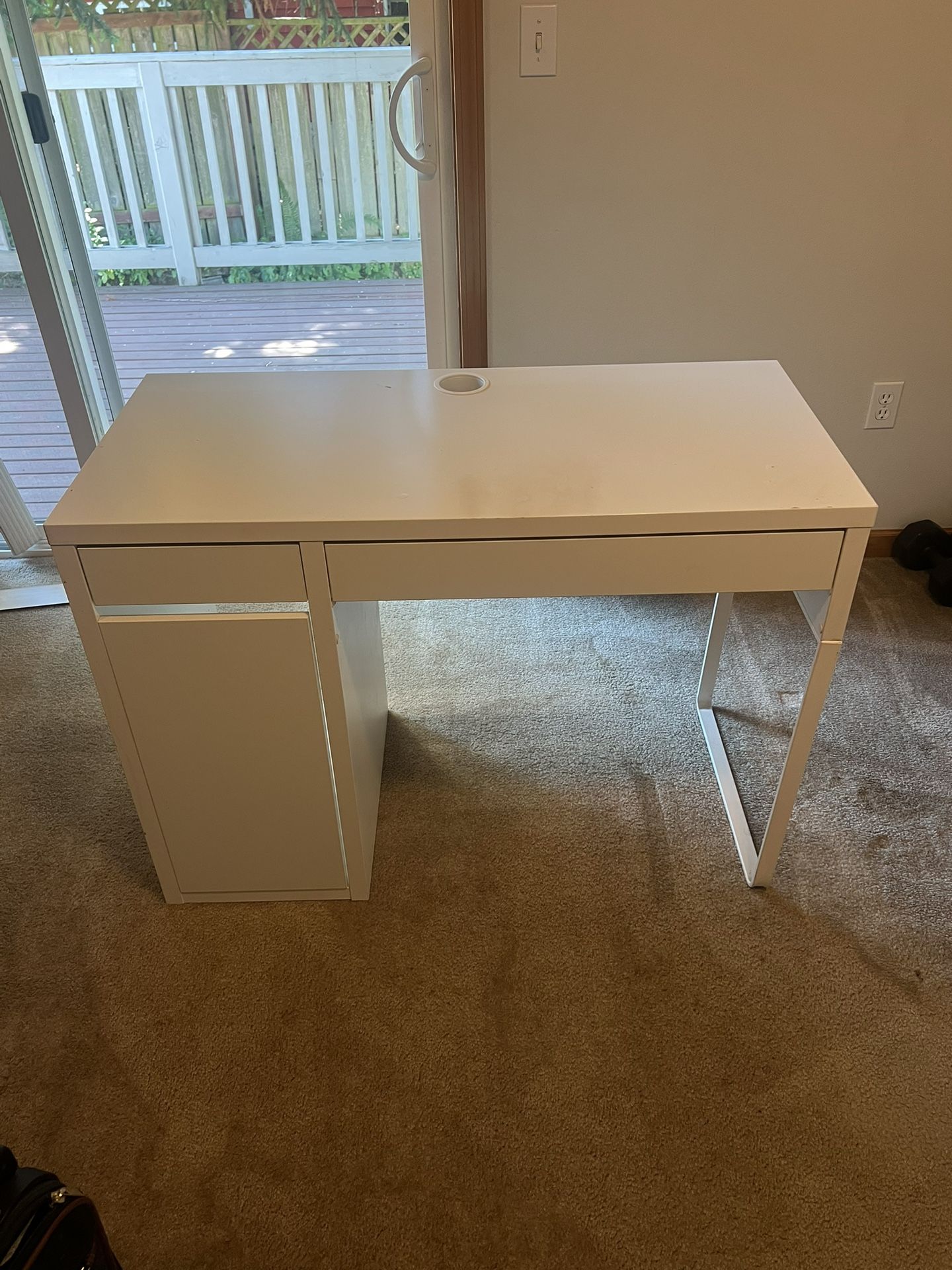 White Desk