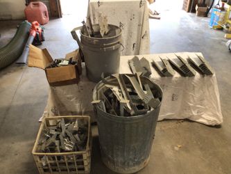 Joist Hangers & Roof Truss Anchoring Brackets