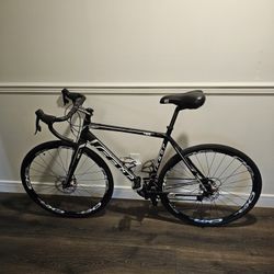 Felt F65X Road Bike.