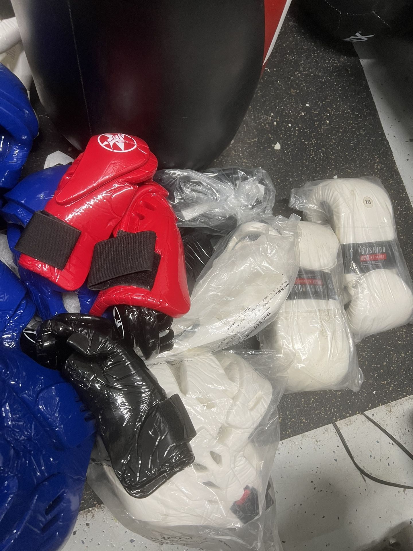 MMA,Karate,Taekwondo Sparring Gear
