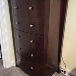Full Bedroom Set With Matress 