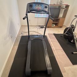 Treadmill 