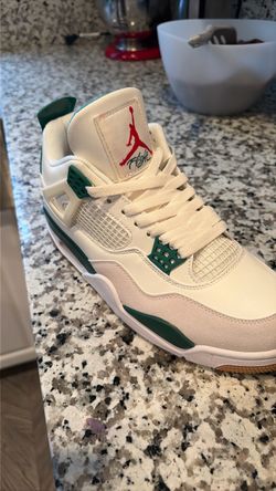 Air Jordan 4 White Green Sneaker