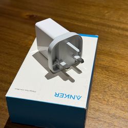 Anker 2 USB port converter