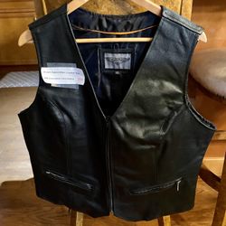  MOTORCYCLE VEST MENS LEATHER SLEEVELESS BIKER JACKET  