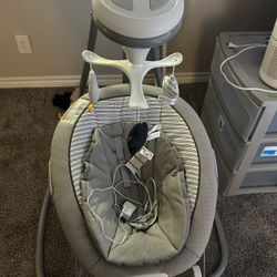 Graco Swing And Bouncer 