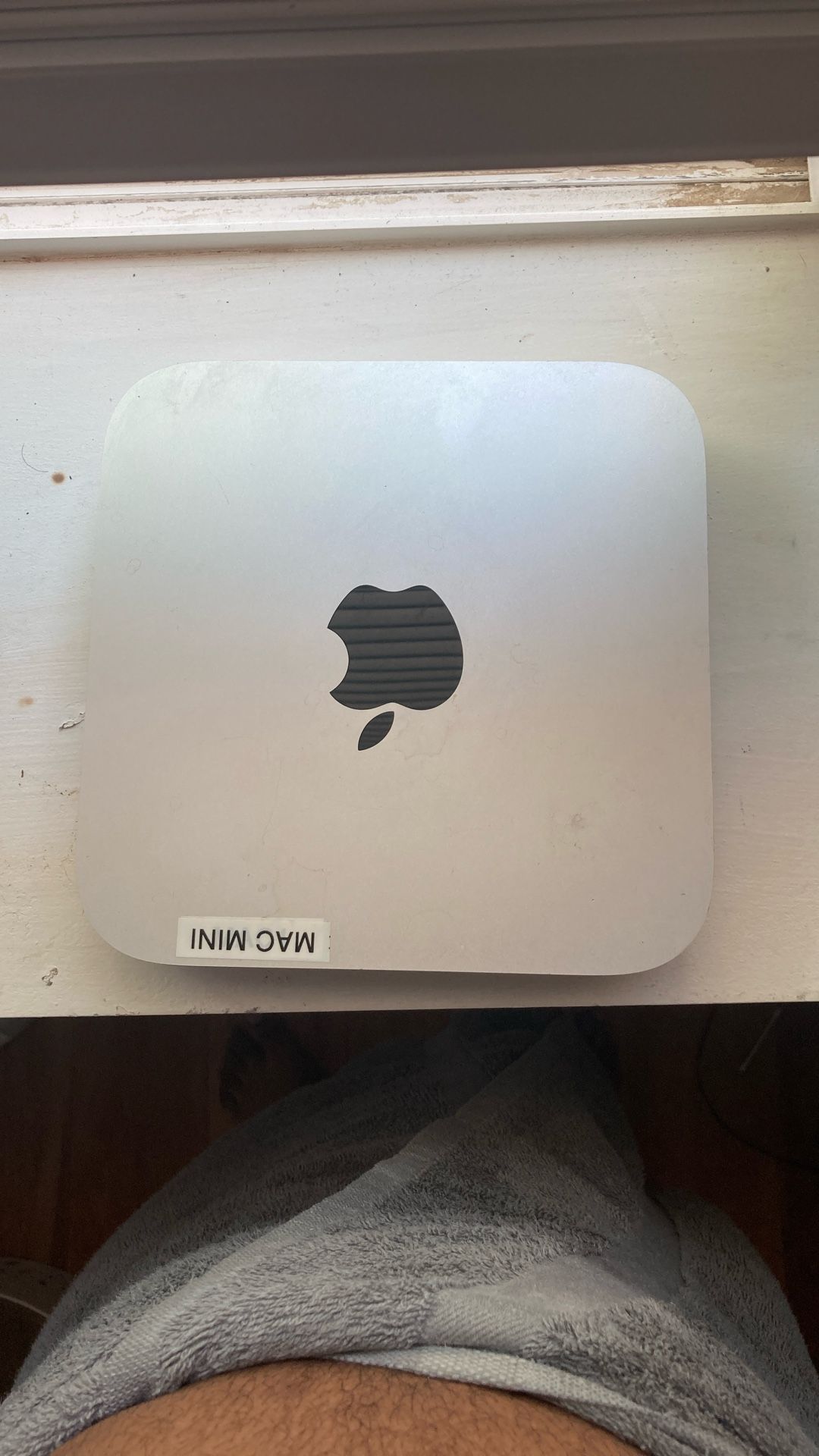 2014 MAC MINI (4GB RAM, i5 @ 2.5Ghz) - 500 GB SSD