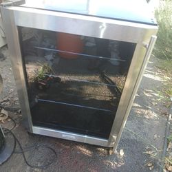 Wine Refrigerator 