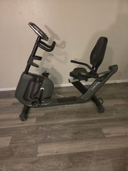 Horizon comfort R recumbent bike
