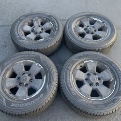 (4) 17” Toyota Wheels 265/65R17 Hankook Tires
