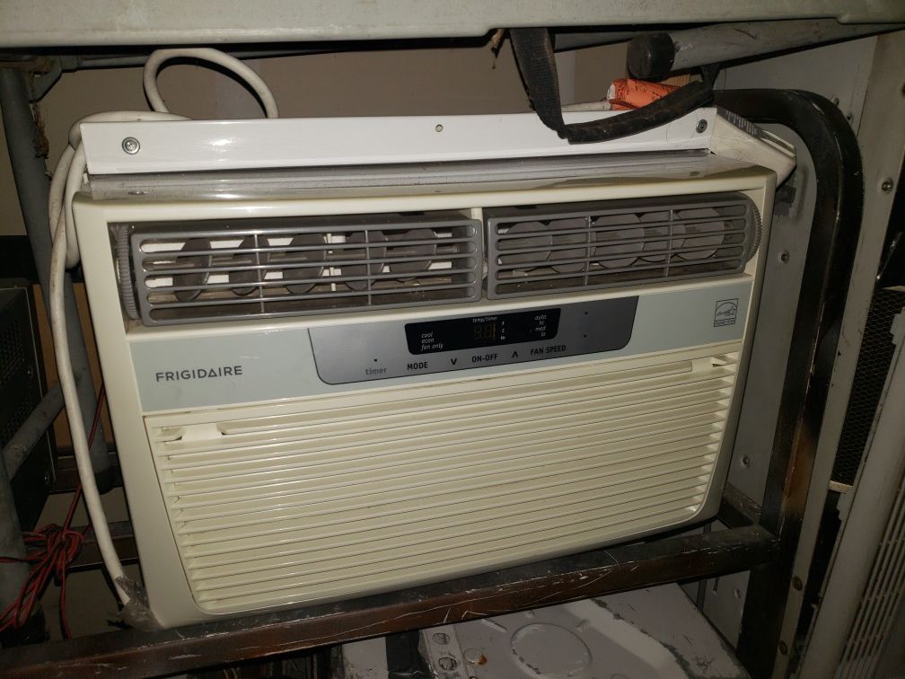 Frigidaire Air conditioner